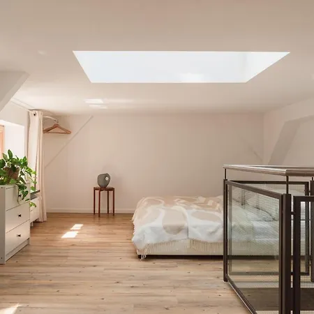105m2 Duplex Im Herzen Berlins, Neukoelln Apartment