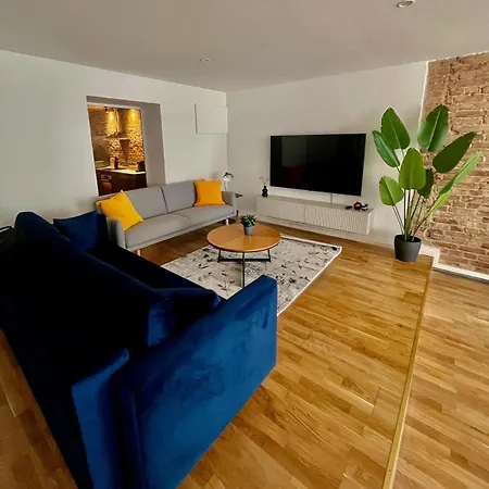 דירה Cozy Voyage - Stylish 135m2 For Up To 9 People In Kudamm
