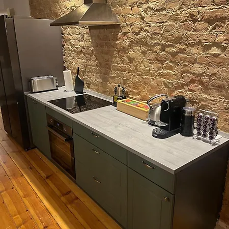 Cozy Voyage - Stylish 135m2 For Up To 9 People In Kudamm ברלין