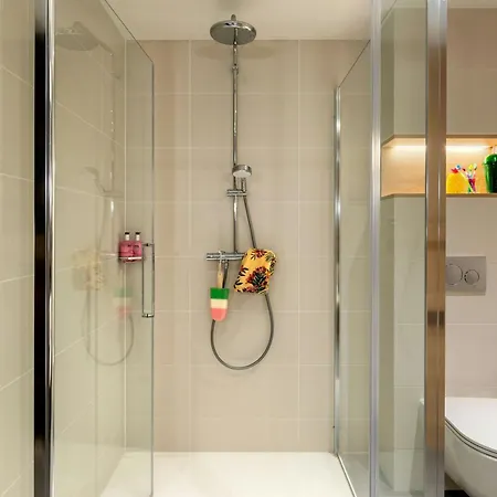 Moxy Ostbahnhof Szálloda 4*