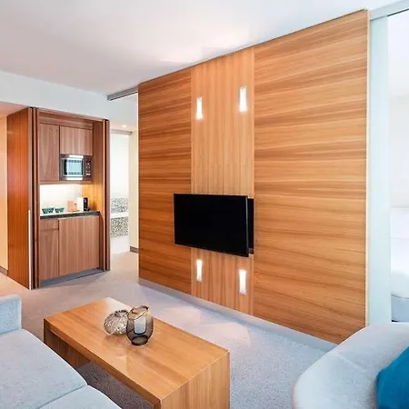 Lindner Ku'damm, Part Of Jdv By Hyatt Hotell Berlin