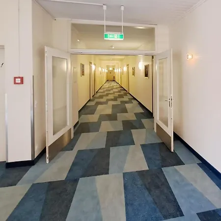 Garner - Schoeneberg By Ihg Hotel 3*