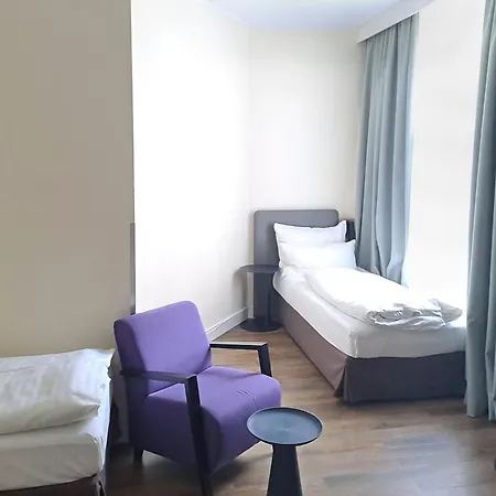 Garner - Schoeneberg By Ihg 3*