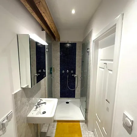 Private In Penthouse Berlin