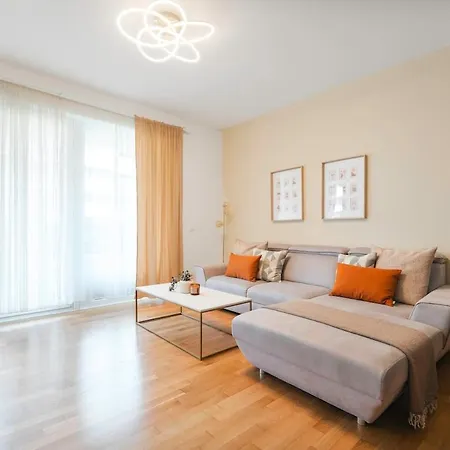 Appartement Design Loft Am Hauptbahnhof - Modern Mit Parkplatz