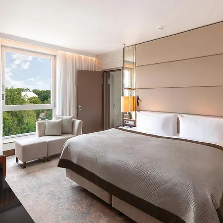 Intercontinental By Ihg Hotel Berlin