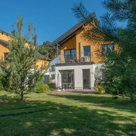 Ruebezahl Haus 13 Erle Holiday home Berlin