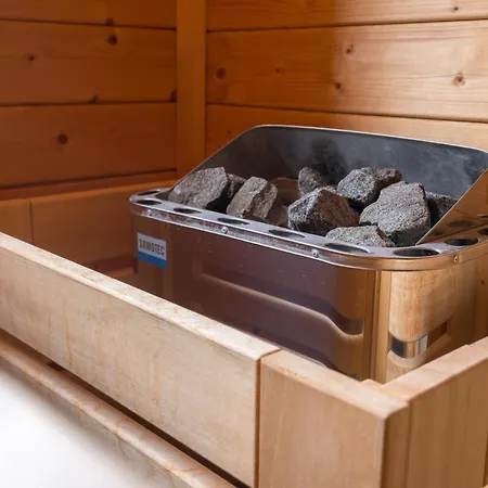 Ferienhaus Ruebezahl Am Mueggelsee, Haus 18 Schlehe Mit Eigener Sauna, Idealer Ort Fuer Natur- Und Erholungssuchende, Fuer Radfahrer Und Familien Mit Kindern Berlin