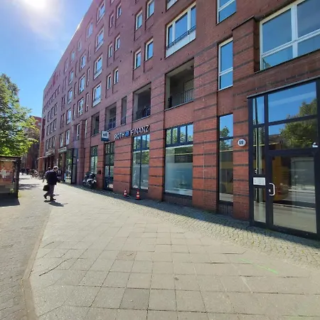 Oran 8 * Berlín