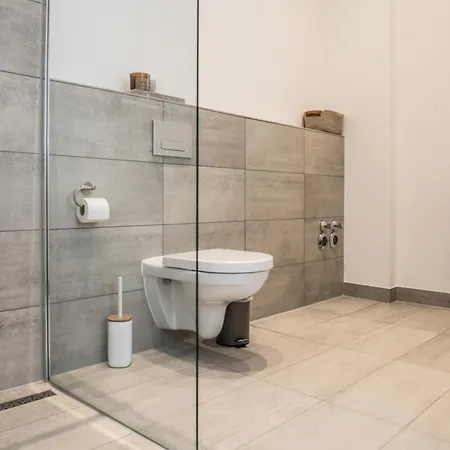 Oran 7 * Berlín