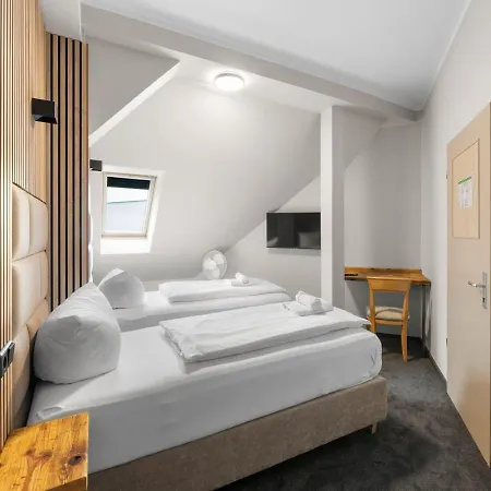 Hotel Comenius 3*