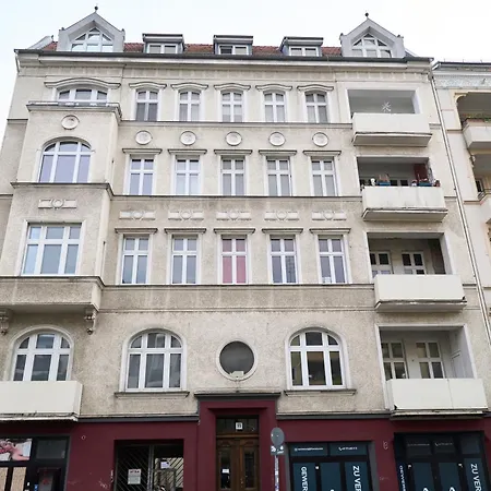 Loftly Kant99 - Zentral - 90m2 - Self Check-in - 300 Mbit * Berlin