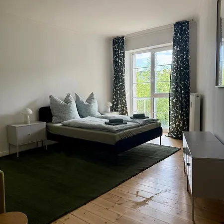 מלון דירות Dene Living *