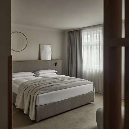 Adelante Boutique 4* Berlín