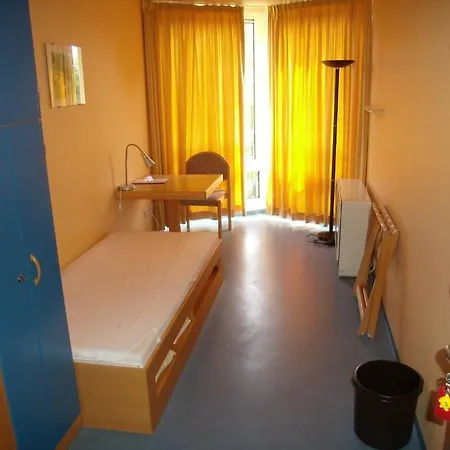Hostel Jugendgaestehaus St.-michaels-heim