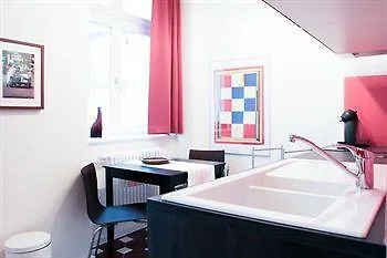 Bearlincity - Center West Apartment