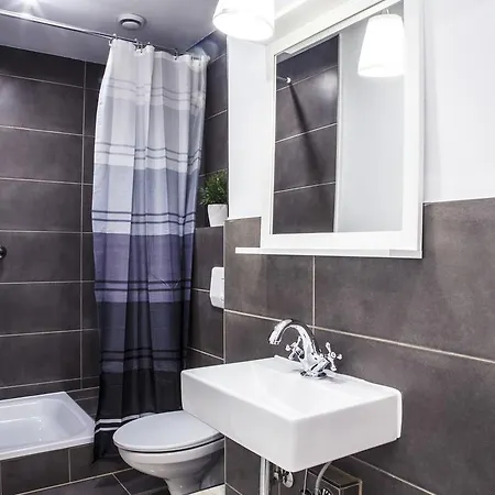 Apartment Hevals Grand Appartments Tempelhof Berlin