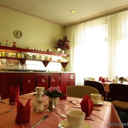 Hotel Nova 2*
