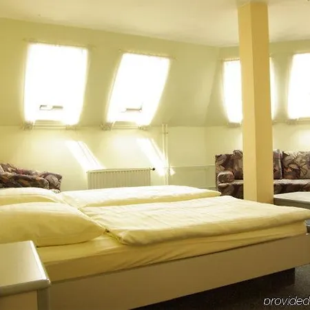 Hotel Nova 2*
