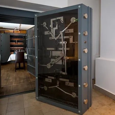 Hotel Ellington 4*