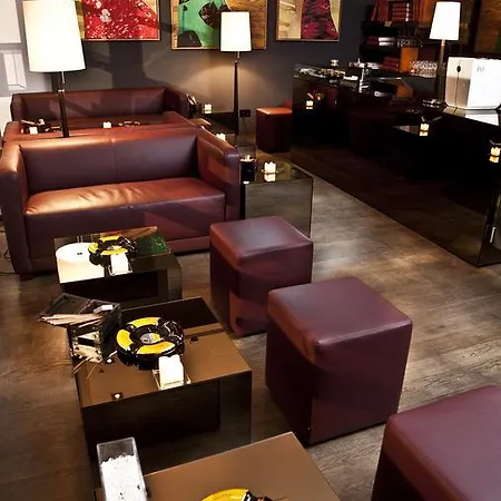 Hotel Ellington 4*