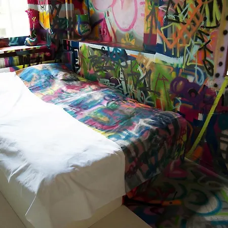 Hostel Box61 Art Concept Flat *