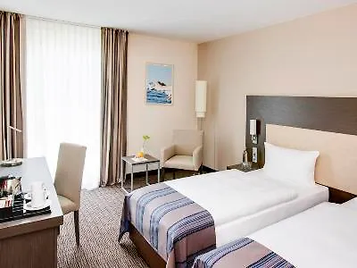 Intercityhotel Hauptbahnhof Hotel 4*
