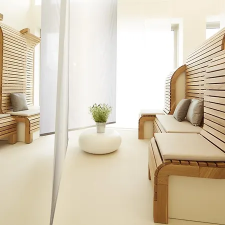 Hotel Steigenberger Am Kanzleramt 5*