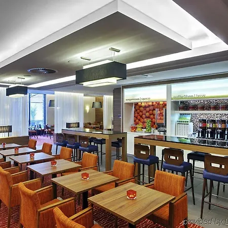Hampton By Hilton West Hotel 3*