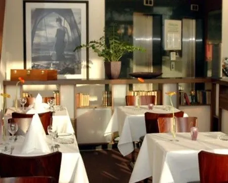 Szálloda Center East Prenzlauer Berg By Ihg 4*