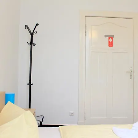 Hostel Pension Central Hostel Berlin *