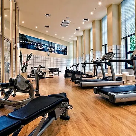 Hotel Sheraton Grand Esplanade 5*