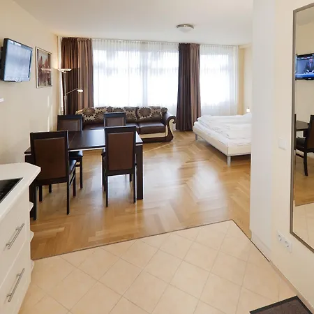 Youth Apartments - Ku'Damm