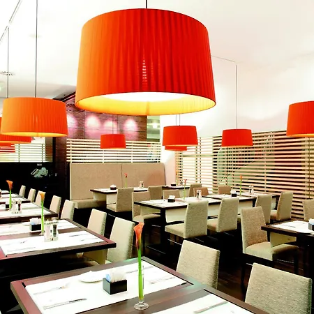 Nh Collection Mitte Am Checkpoint Charlie 4* Berlin