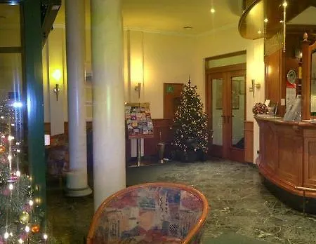 Nova Hotel 2*