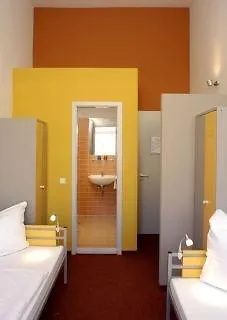 Meininger Tempelhofer Ufer Ξενοδοχείο