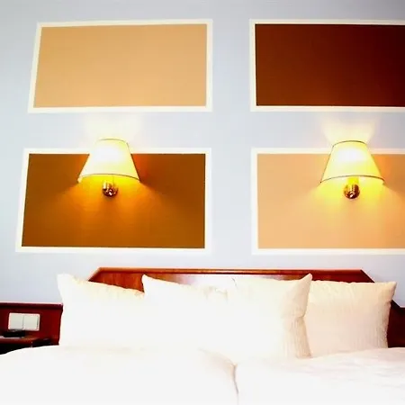Senscity Spandau 3*