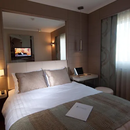 Titanic Comfort Mitte 3*