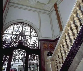 Seifert Am Kurfuerstendamm מלון ברלין