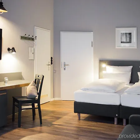 Anna 1908 Hotel 3*