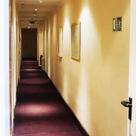 Astrid Am Kurfuerstendamm 3* Berlín