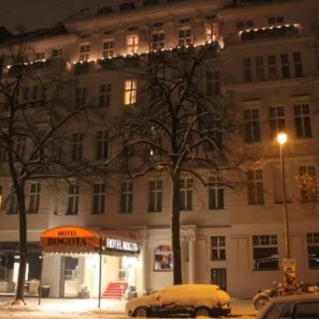 호텔 Stadt-gut-hotel Bogota 2*