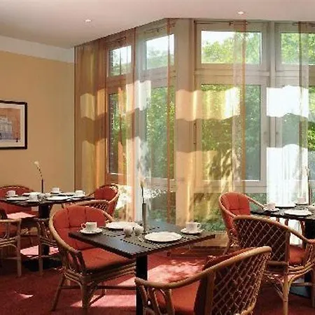 Hotel Nh Kreuzberg 3*