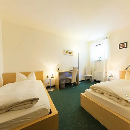 Hotel Garni-hotel An Der Weide 3*