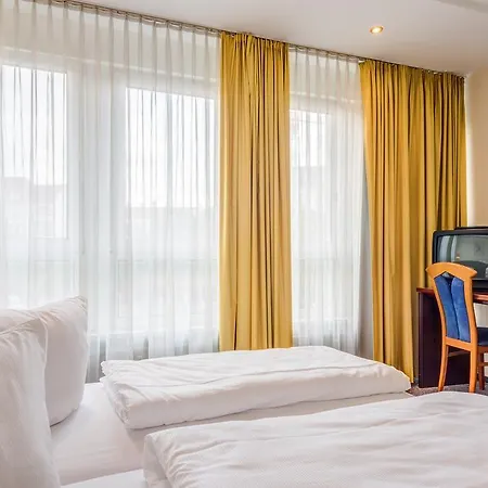 Hotel Panorama Am Kurfürstendamm 3*