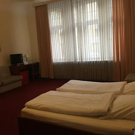 Kurfuerst Am Kurfuerstendamm 3* Berlin