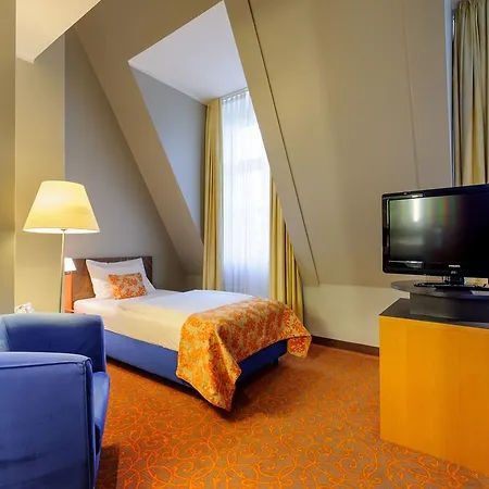 Mercure & Residenz Checkpoint Charlie 4*