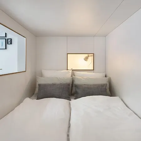 Modern Design Apartment *