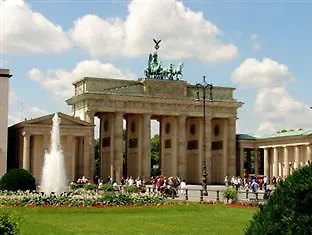 Lebensquelle Am Checkpoint Charlie 3* Berlin