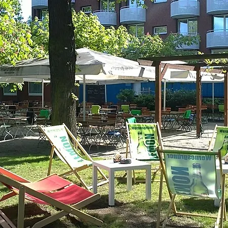 Living Weissensee 4* Berlin